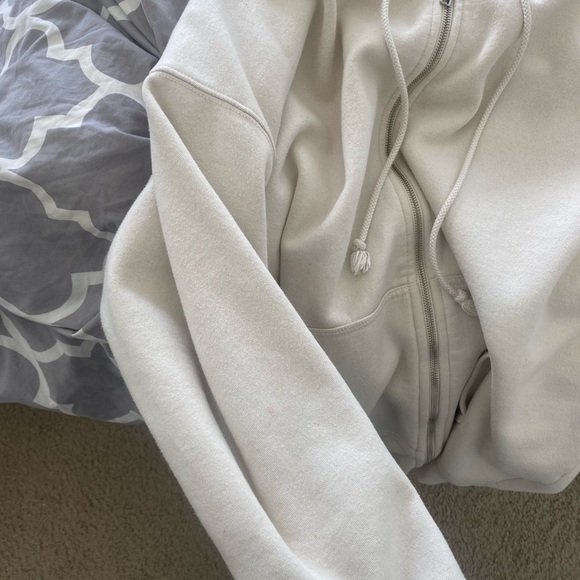 brandy Melville zip up - Picture 4 of 5